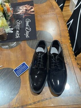 Bates Black Patent Lace-Up Oxfords